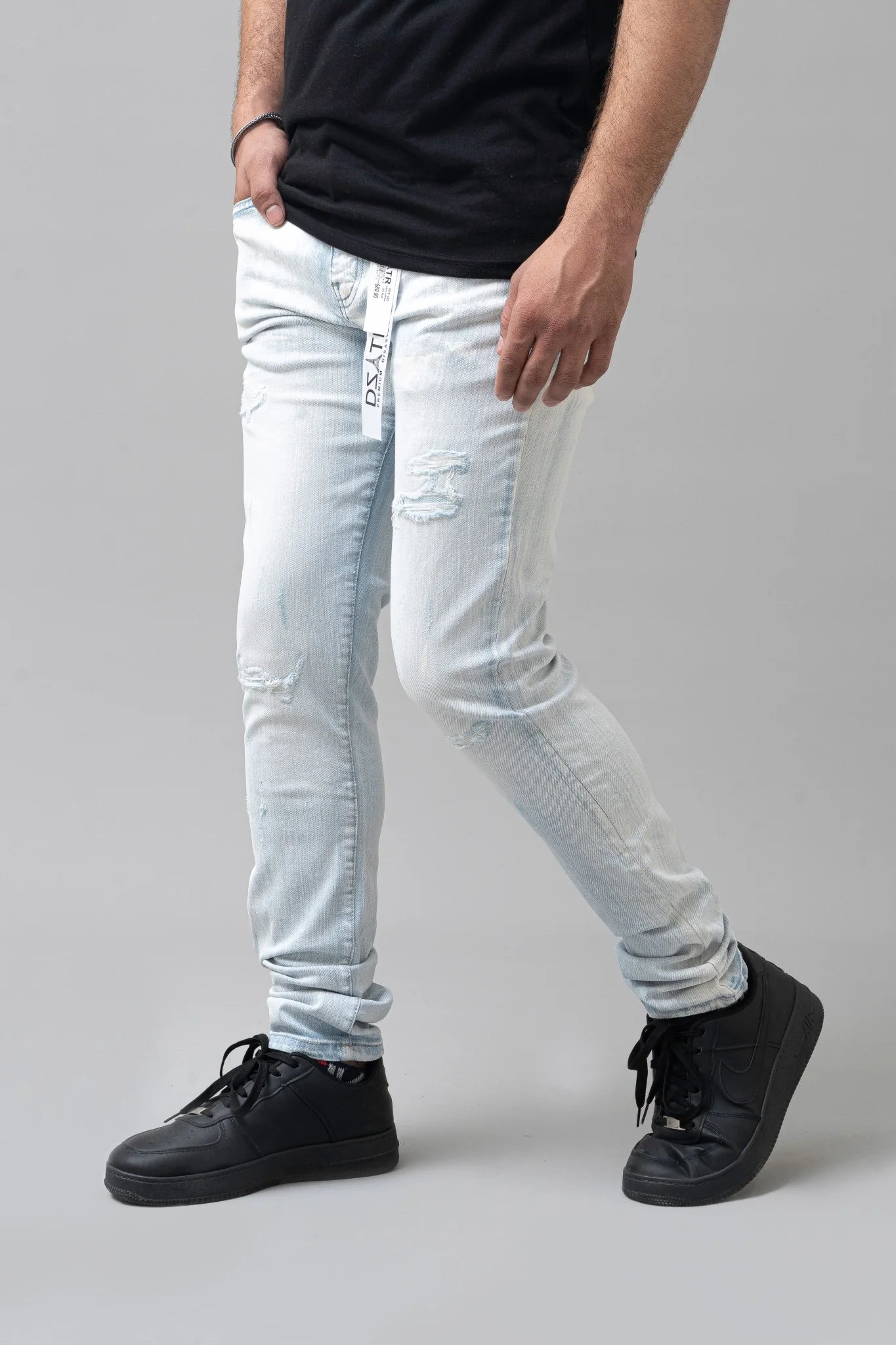 DZTR 422 Denim Jeans 'Ice Blue'